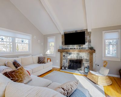 3 Bedroom 2BA House Vacation Rental in Seabury Serenity, Mashpee, MA