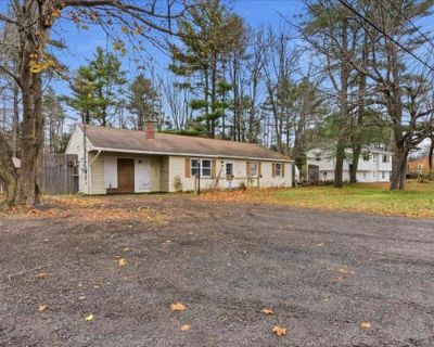 4 Bedroom 1BA 1100 ft Single Family Home For Sale in LISBON, ME
