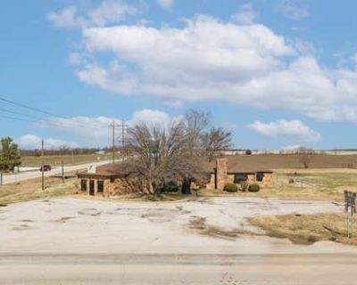 2 Bedroom 2BA 2125 ft Single Family Home For Sale in KETCHUM, OK