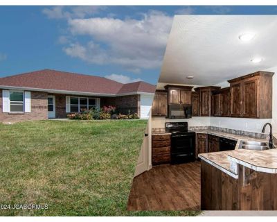 3 Bedroom 2BA 1483 ft² Residential For Sale in Holts Summit, MO