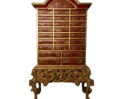A Antique Chinoiserie Lacquer Storage Cabinet on Carved Giltwood Stand.