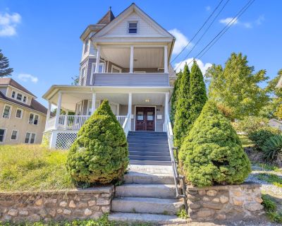 2 Bedroom 1BA 1205 ft House For Rent in Ansonia, CT