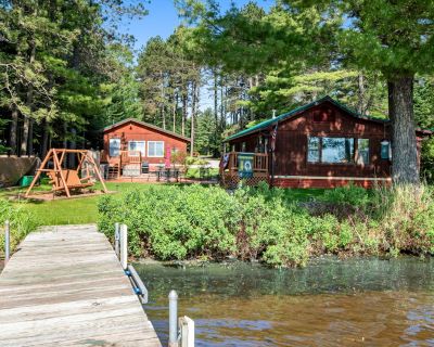5 Bedroom 2.5BA House Vacation Rental in Catfish Cottages, Eagle River, WI
