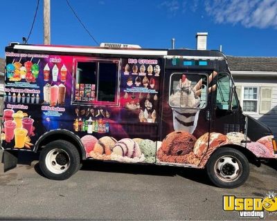 Well Equipped - 18' Chevrolet P30 Ice Cream and Shaved Ice Truck