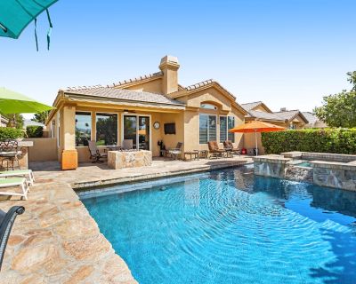 3 Bedroom 2.5BA Pet-Friendly House Vacation Rental in Desert Delight, Cathedral City,...