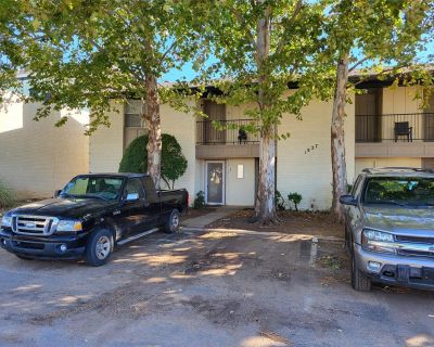 1 Bedroom 1BA 712 ft Condo For Sale in Norman, OK