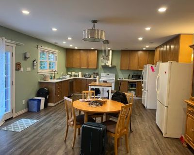 Adel (Has a House) on iROOMit. Room in the 5 Bedroom 2BA House For Rent...