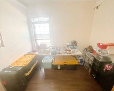 5 Bedroom 2BA 0 ft Apartment For Rent in Boston, MA