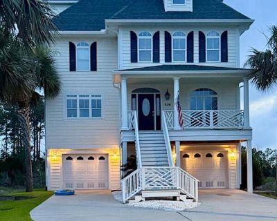 5 Bedroom 4BA 3420 ft Apartment For Rent in Beaufort, NC