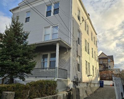 2 Bedroom 1BA 1064 ft Apartment For Rent in Waterbury, CT