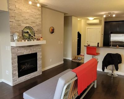 Julie (Has a Condo). Room in the 2 Bedroom 2BA Apartment For Rent in Calgary, AB