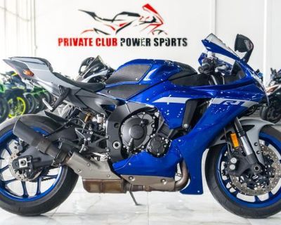 2021 Yamaha YZF-R1