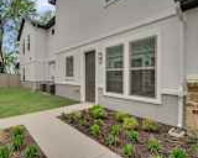 4 Bedroom 4BA 2739 ft² Pet-Friendly Apartment For Rent in Little Elm, TX 579 Lloyd&#x27;s Rd #610A