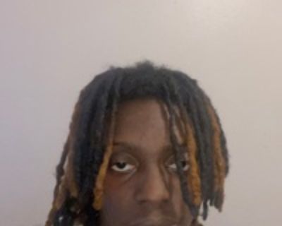 Hi, I m Darven, 19, looking for a chill roommate. I m easy to get along with, keep things clean, and mostly just game or vibe at home. Just need someone responsible who can pay rent on time and isn t messy.