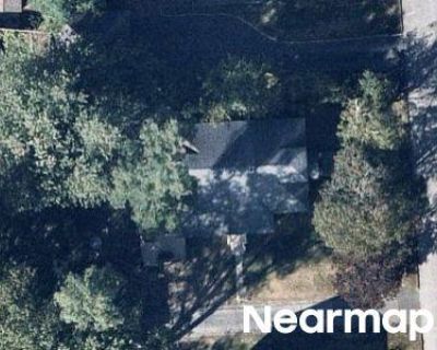 3 Bed 1.0 Bath Preforeclosure Property in Manchester, NH 03103 - Sunnyside St