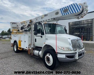 2013 INTERNATIONAL NAVISTAR 4300 Altec 60\' Material Handling Bucket Truck