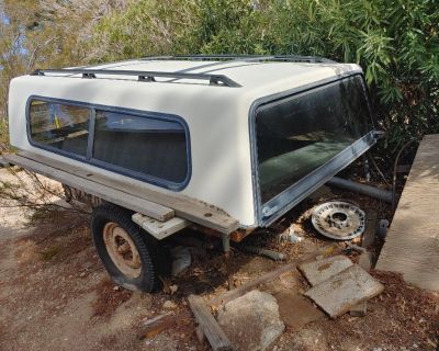 Camper shell
