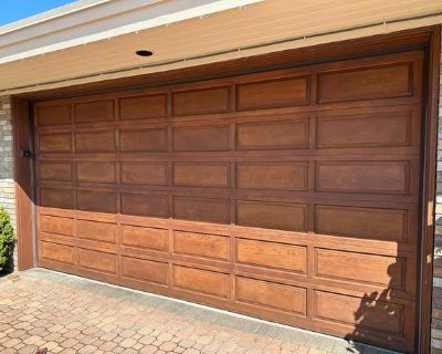 Is your garage door faded or chipped? I can give it a fresh, durable coat of paint that makes it look brand new I handle all the prep work and use high-quality, weather-resistant paint Affordable rates and flexible scheduling Serving Victoria and nearby areas Send me a message with your garage door size for a free estimate