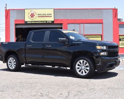 2020 Chevrolet Silverado 1500 Crew Cab Custom Pickup 4D 5 3/4 ft