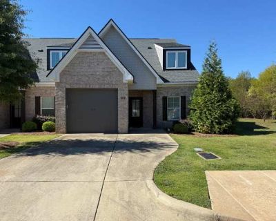 3 Bedroom 3BA 1800 ft Apartment For Rent in Auburn, AL