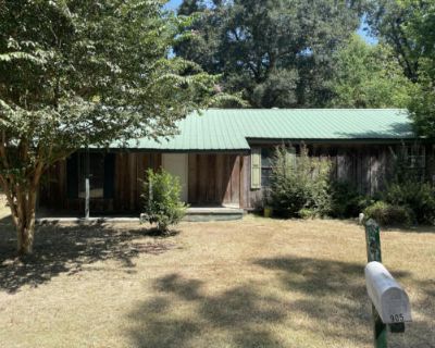 2 Bedroom 1BA 1570 ft Single Family Home For Sale in COLUMBIA, MS