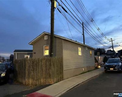 1 Bedroom 1BA Mobile Home For Sale in LODI, NJ