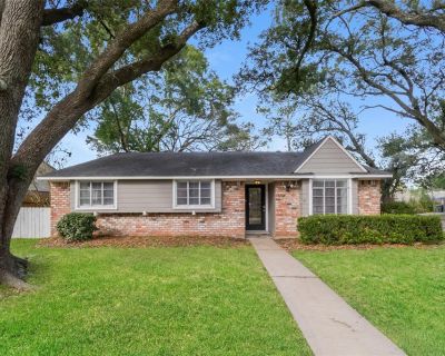 3 Bedroom 2BA 1665 ft Condo For Rent in Houston, TX