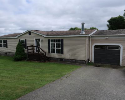 3 Bedroom 2BA 1568 ft Single Family House For Sale in Barre City, VT