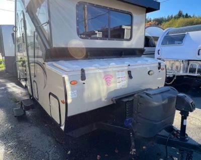 2019 Forest River Flagstaff Hard Side Pop-Up Campers High Wall T21DMHW