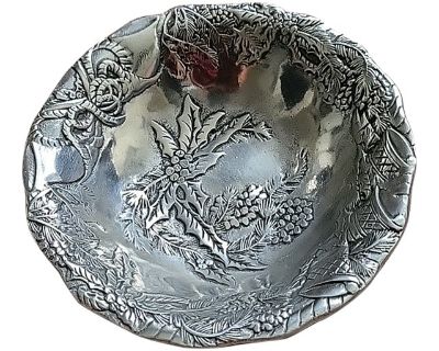 Winter Berry Pinecone Arthur Court Serving Bowl