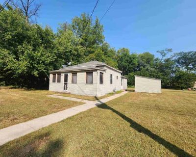 2 Bedroom 1BA 656 ft Single Family Home For Sale in MUSCODA, WI