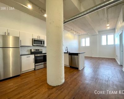 1 Bedroom 1BA 763 ft Pet-Friendly Apartment For Rent in Kansas City, MO
