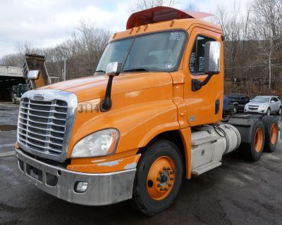 Used 2016 FREIGHTLINER CASCADIA 125 Day Cab Trucks in Sparrowbush, NY