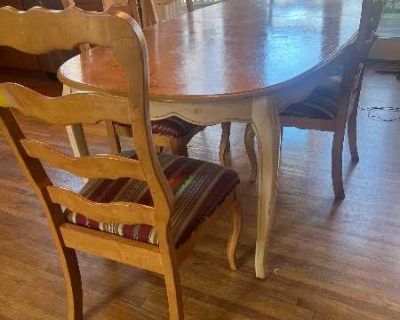 Table and chair set
