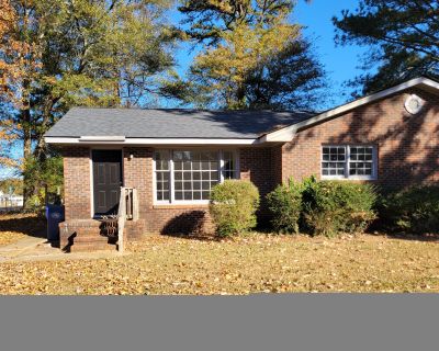 2 Bedroom 1BA 923 ft Apartment For Rent in Winder, GA