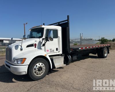 2022 Kenworth T3 4x2 Flatbed Truck