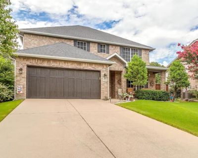 4 Bedroom 4BA 2660 ft Single Family Home For Sale in BURLESON, TX