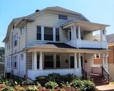 5 Bedroom 2BA 2224 ft Multi-Family For Sale in Waterbury, CT