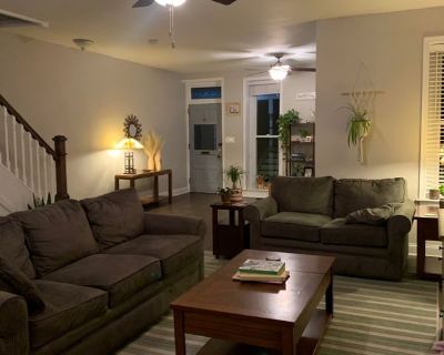 I like traveling, exploring new places, and being outside, especially in the summertime! anything around water and swimming! my hobbies are plant care, thrift shopping, spending time with friends, playing games going out, and spending time with family. 2 Bedroom. 2 Bathroom