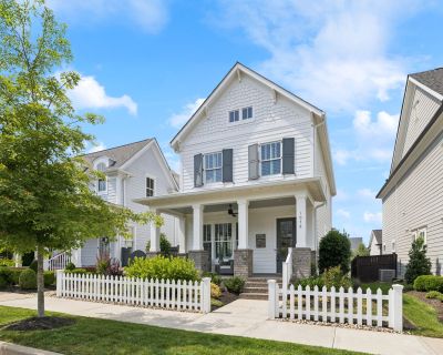 3 Bedroom 3BA 2436 ft Single Family Home For Sale in Franklin, TN