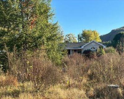 1.0 Bath Preforeclosure Property in Erwin, TN 37650 - Furnace Hill Rd