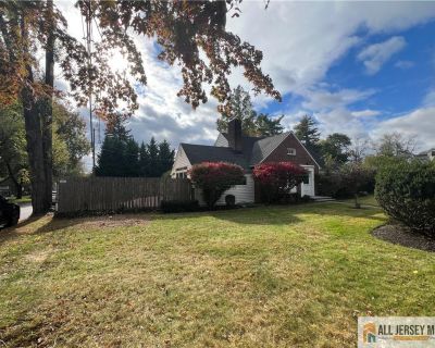 4 Bedroom 2BA Single Family Home For Rent in Scotch Plains, NJ