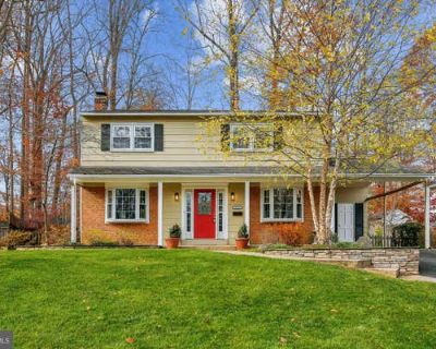 4 Bedroom 3BA 1849 ft Single Family Home For Sale in ANNANDALE, VA