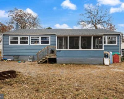 5 Bedroom 1BA 1344 ft Single Family Home For Sale in BROWNS MILLS, NJ