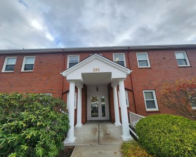 295 Washington Avenue 8. Property for Rent in Hamden, CT for $1,900. This 655 square foot property was built in 1976.. Move-in ready commercial suite featuring four private offices plus a welcoming waiting room-perfectly designed to accommodate your business needs. This rental price includes all utilities. Located in a quiet, professional complex, this space offers privacy and comfort while fos...