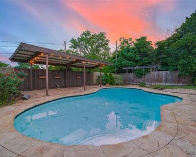3 Bedroom 2BA 2014 ft Single Family Home For Sale in HOUSTON, TX