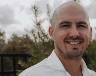 Has a dog * Children that will visit * Interested in teaming-up. Budget: $800 per month. Ready to move: March 1. Looking for myself. I m very adventurous, I love to go camping, fishing off shore on my John boat, paddle boarding, mountain biking, basically anything outdoors on my free time. I am into highly into fitness and work out daily. I work full time as a heavy equipment operator for Breva...