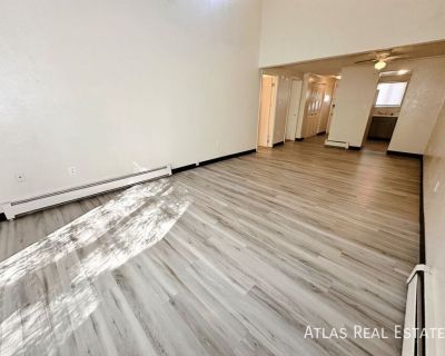 2 Bedroom 1BA 850 ft Pet-Friendly Apartment For Rent in Manitou Springs, CO