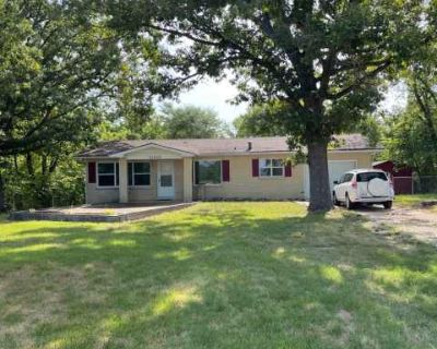 2 Bedroom 1BA 1080 ft Apartment For Rent in Pulaski County, MO