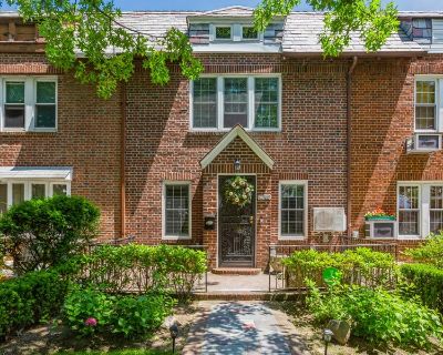 3 Bedroom 4BA 1800 ft Condo For Rent in Queens, NY